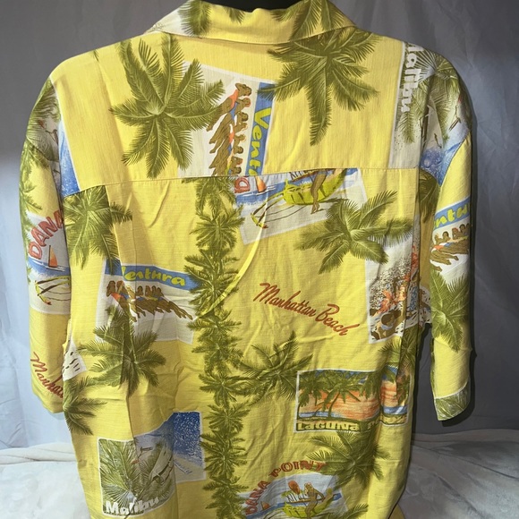 TOMMY BAHAMA Size Medium 100% Silk Yellow Mens California Beaches Hawaiian Shirt - Picture 4 of 5